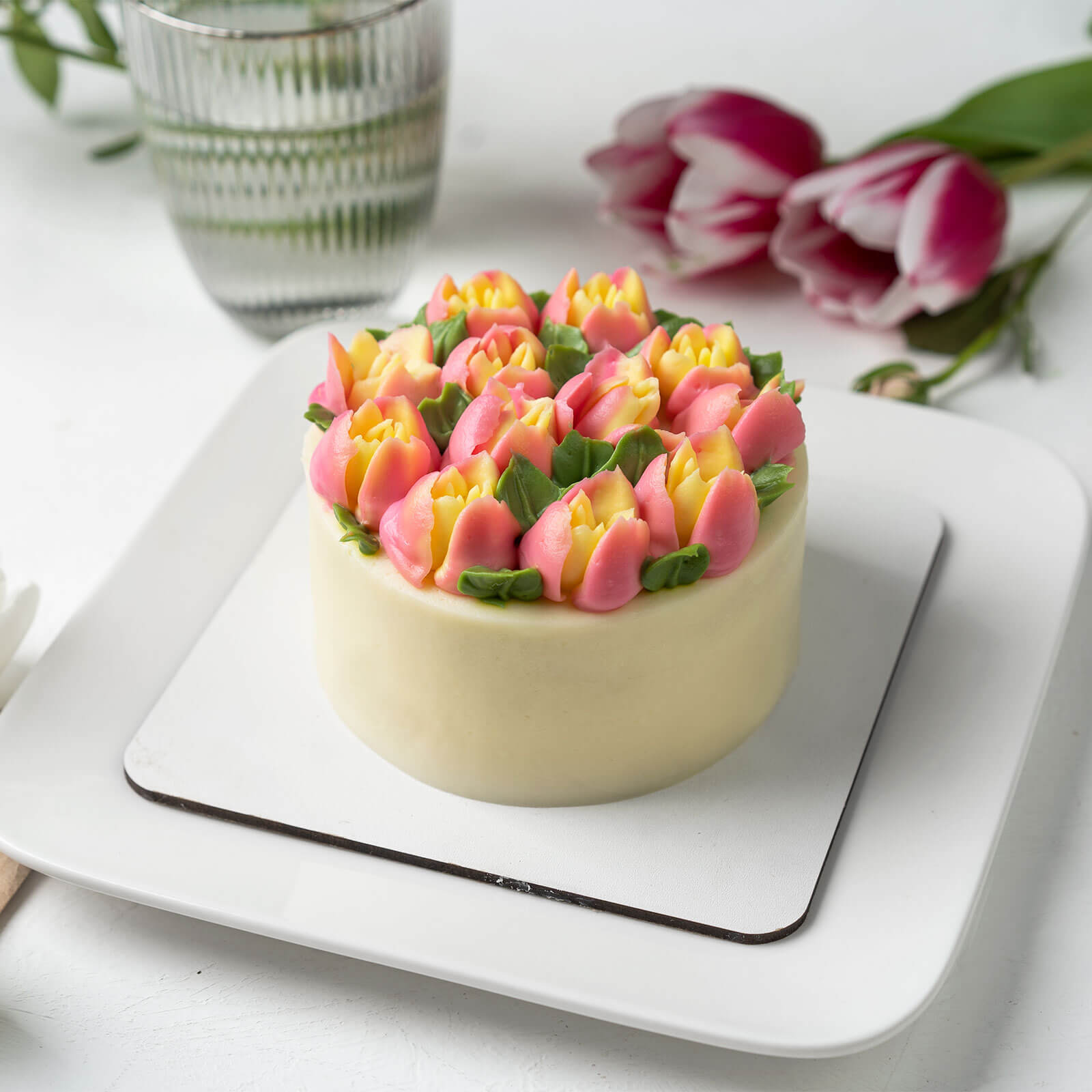 "Тюльпаны" - бенто торт шоколад/карамель